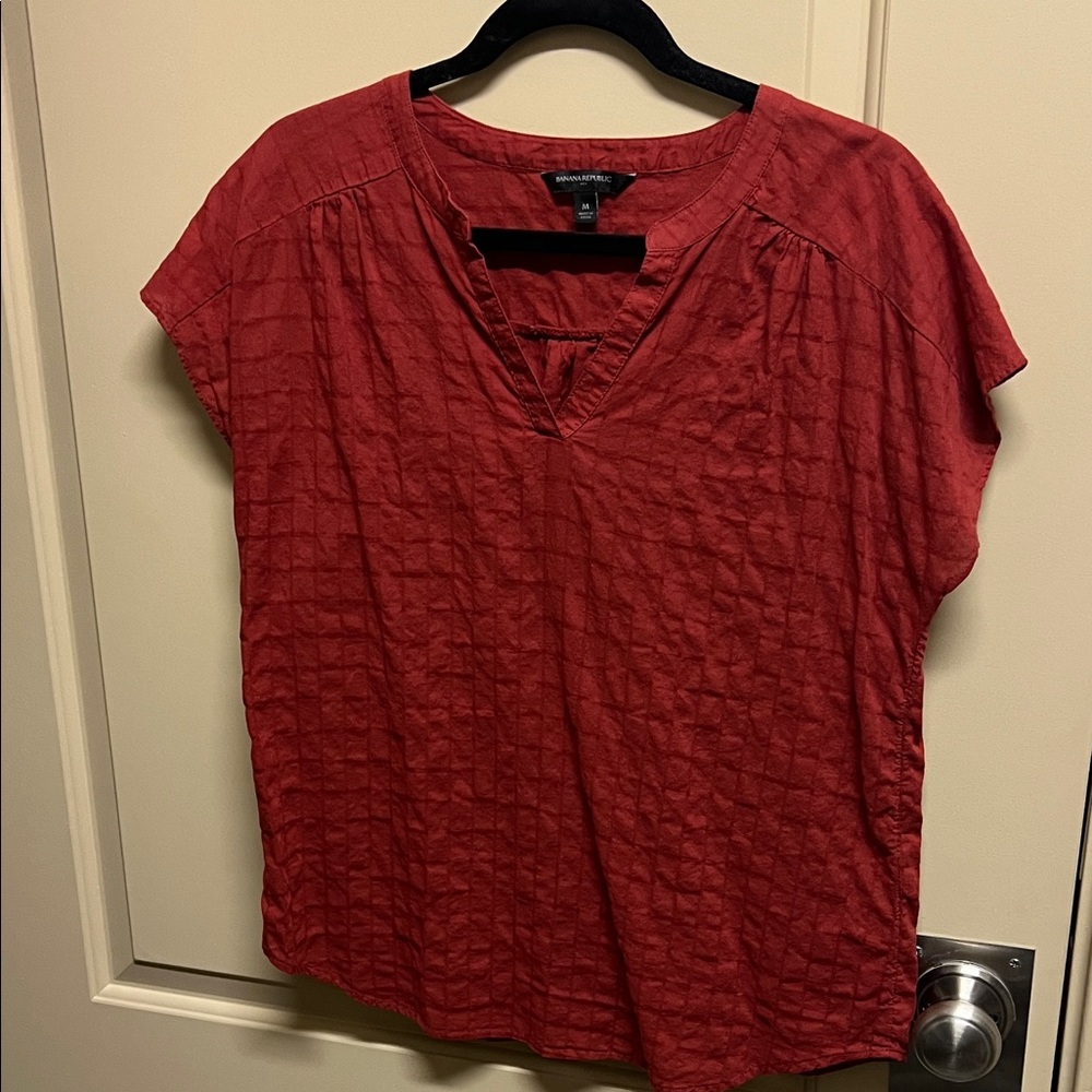 Banana Republic Textured Red Blouse